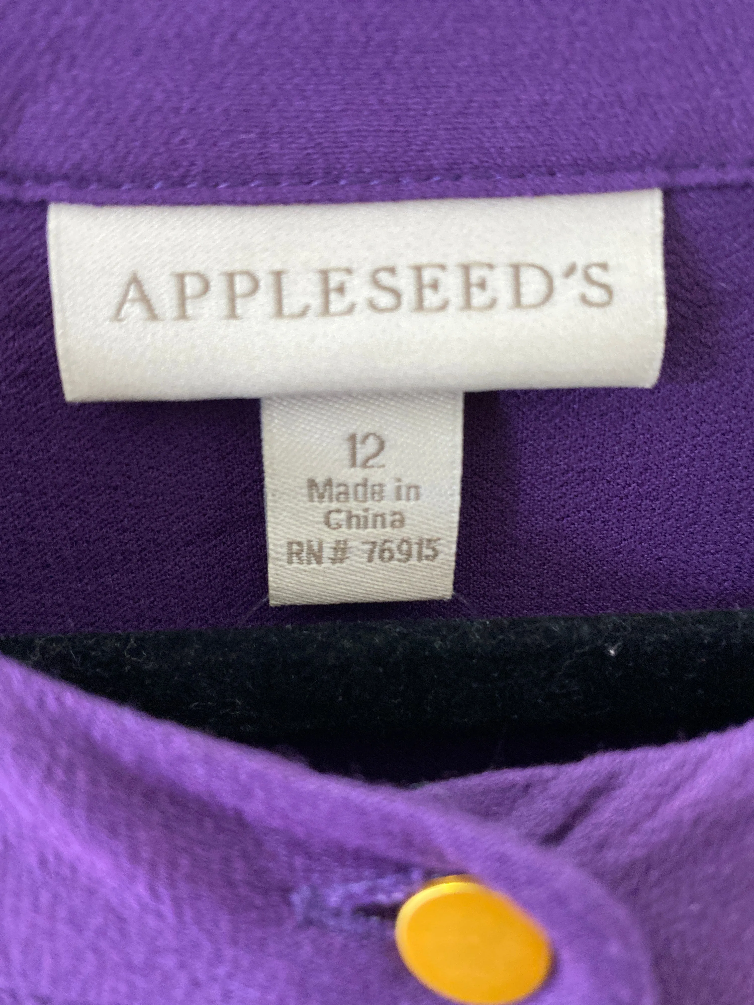 Appleseed's Purple Dress, 12