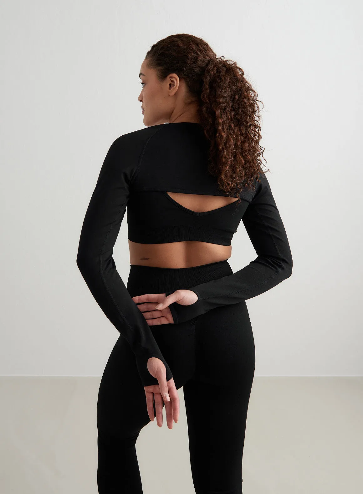 Black Shape Seamless Long Sleeve Bolero