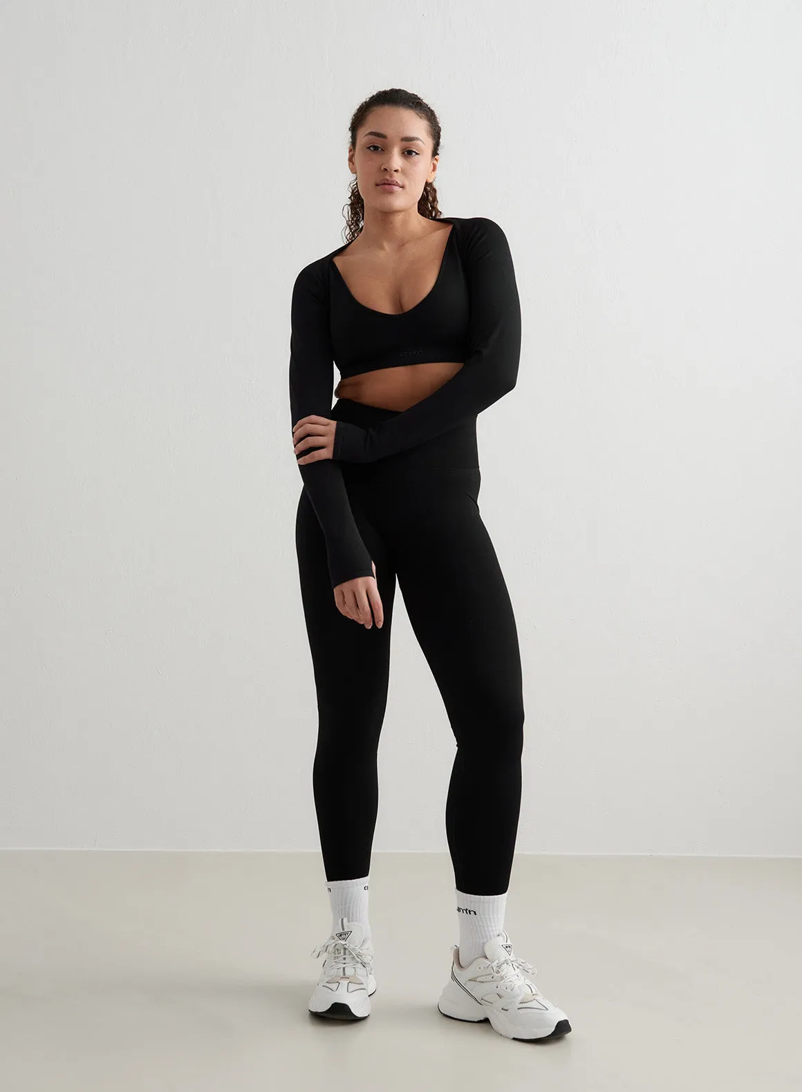 Black Shape Seamless Long Sleeve Bolero