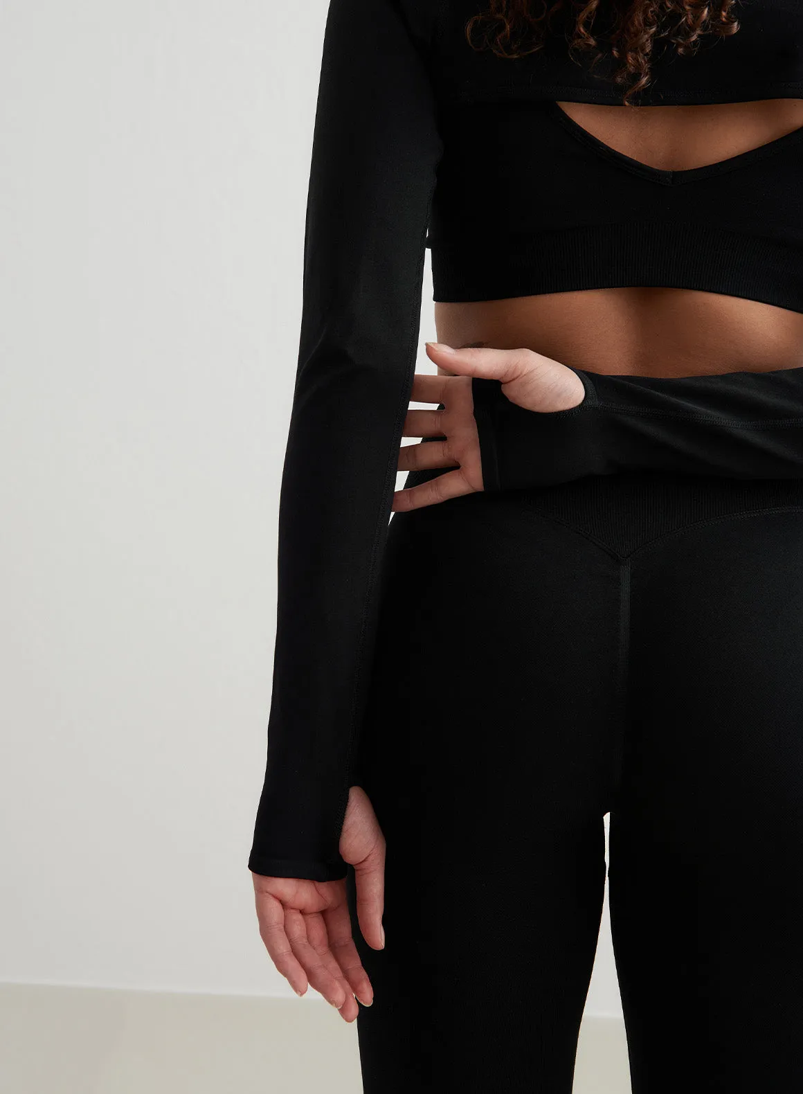 Black Shape Seamless Long Sleeve Bolero