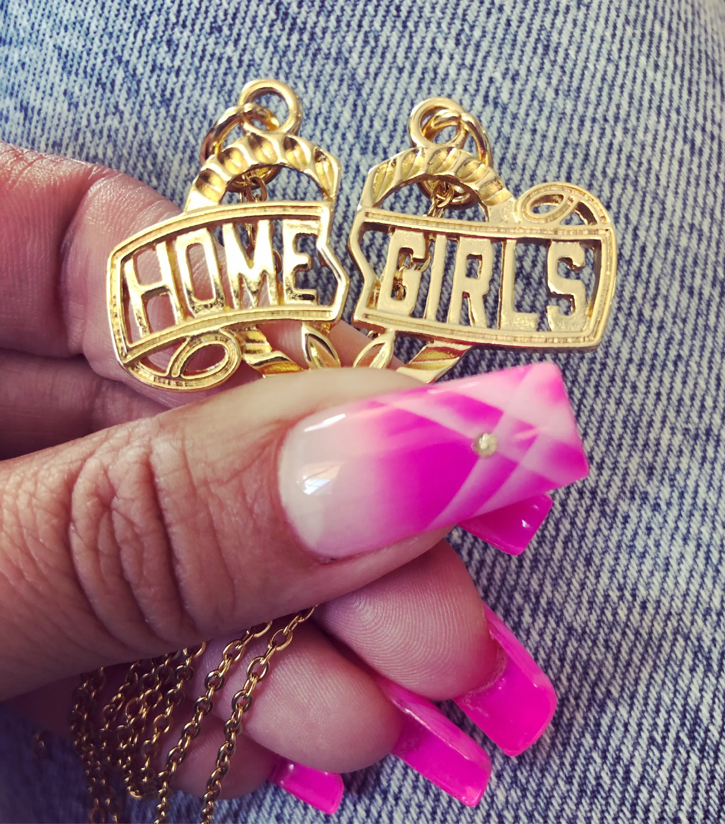 Homegirls Necklace Set